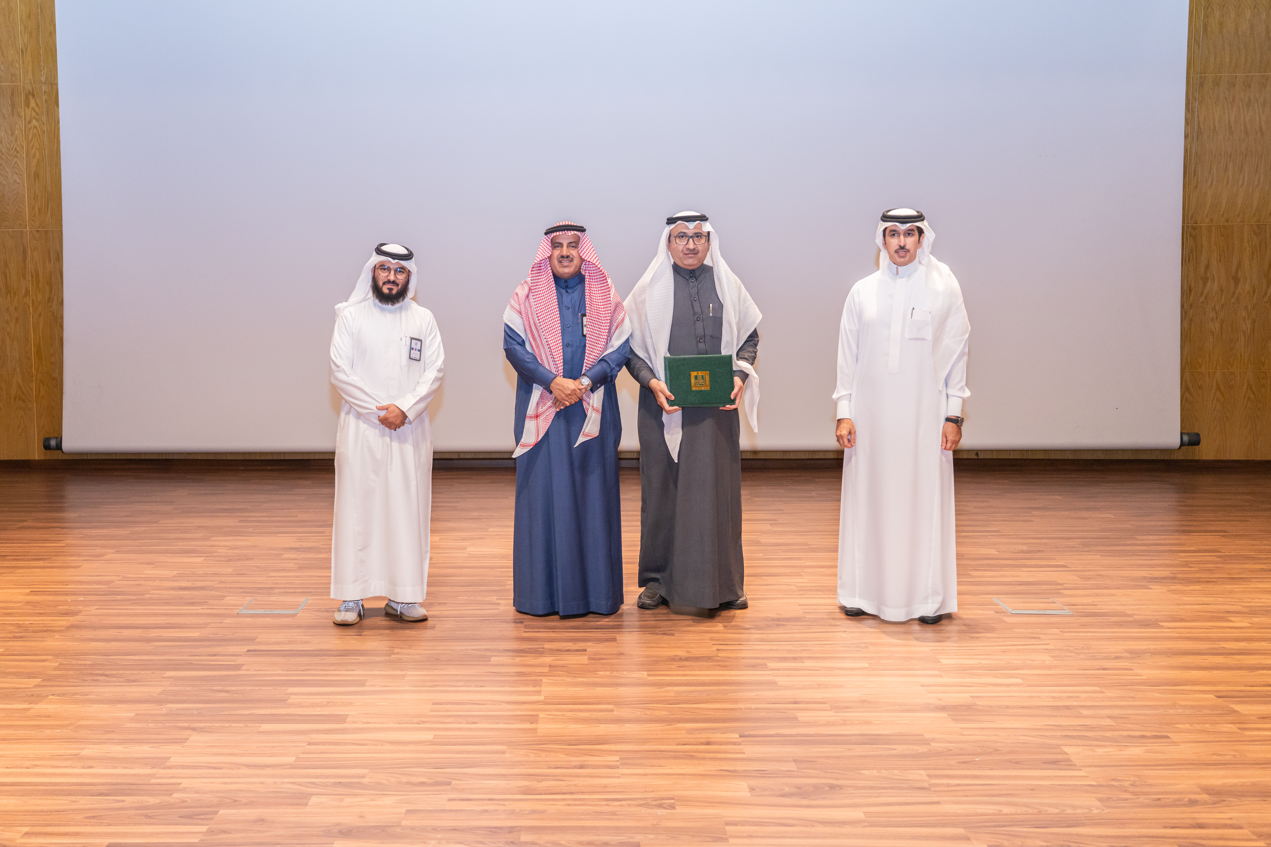 الجامعة تحتفل بيوم التطوع السعودي والعالمي 2023