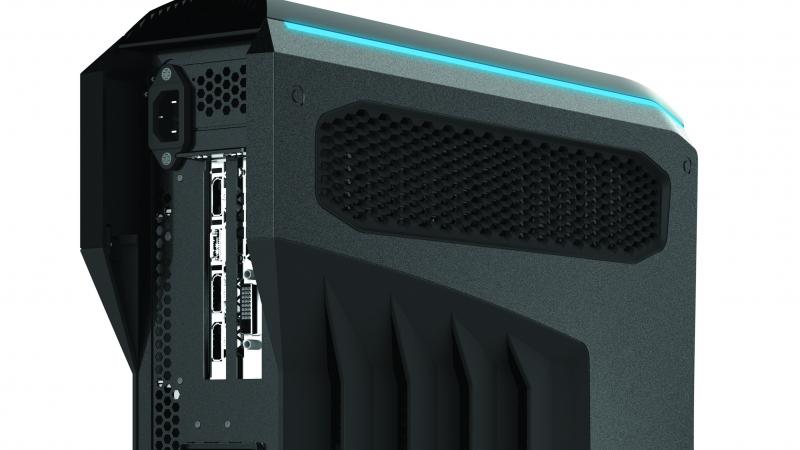 حاسب مكتبي على شكل ريبوت من شركة Zotac