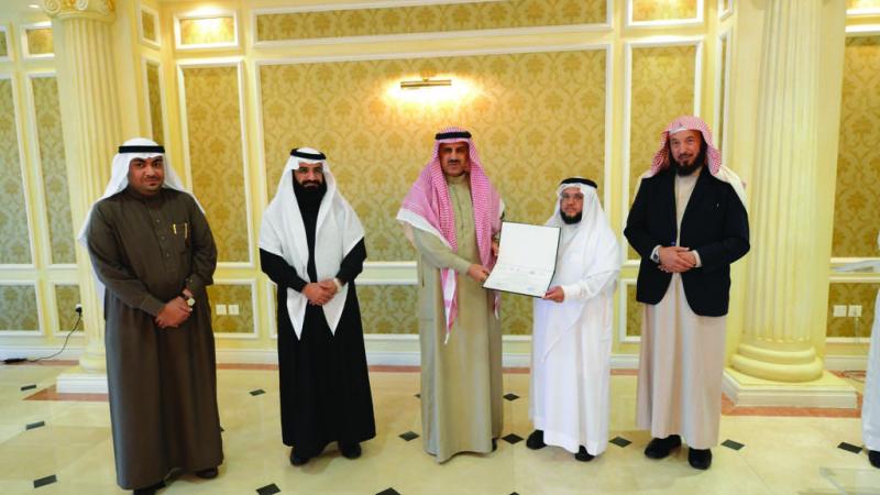 مدير الجامعة يرعى حفل تكريم المشاركين بخيمة أبها السياحية الدعوية