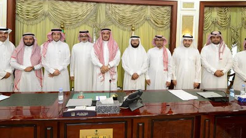 السلمي يدشن الموقع الإلكتروني للمؤتمرات والندوات ولمجلات الجامعة