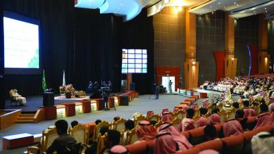 أمير عسير: جامعة الملك خالد مقبلة على مرحلة انتقالية جديدة