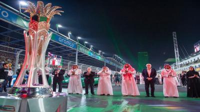 سمو ولي العهد يشهد منافسات سباق جائزة السعودية الكبرى stc للفورمولا 1