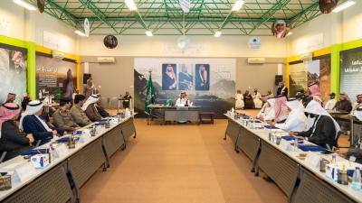 الأمير تركي بن طلال يدشن معرض إدارة تعليم عسير التثقيفي بقمم وشيم