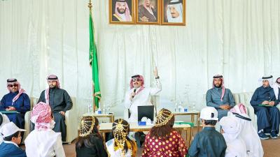 سمو أمير منطقة عسير يزور محافظة تثليث