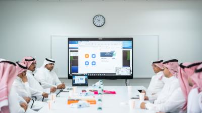 "هندسة" الجامعة و"هواة اللاسلكي" يدشنان التلسكوب الراديوي