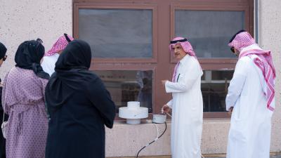 الجامعة تقترب من إنشاء محطة أرضية للاتصال بالأقمار الصناعية