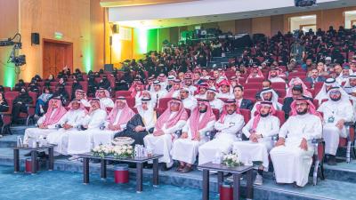 الجامعة تنظم ندوة "التنمية المستدامة وآفاقها المستقبلية بمنطقة عسير"