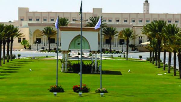 جامعة الطائف تعلن قبول 90 طالبا من 18 دولة في برنامجها للمنح الخارجية