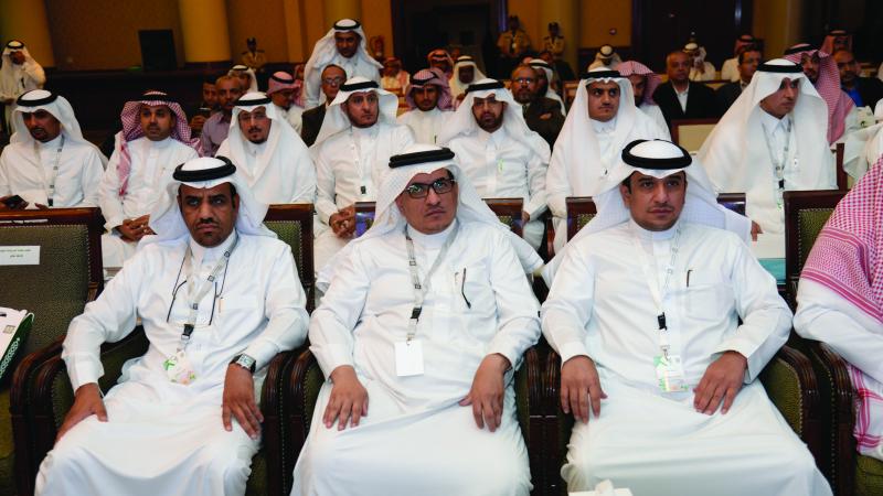 ثلاث جلسات علمية و23 مشاركا في أول أيام مؤتمر الدراسات العليا في الجامعات السعودية