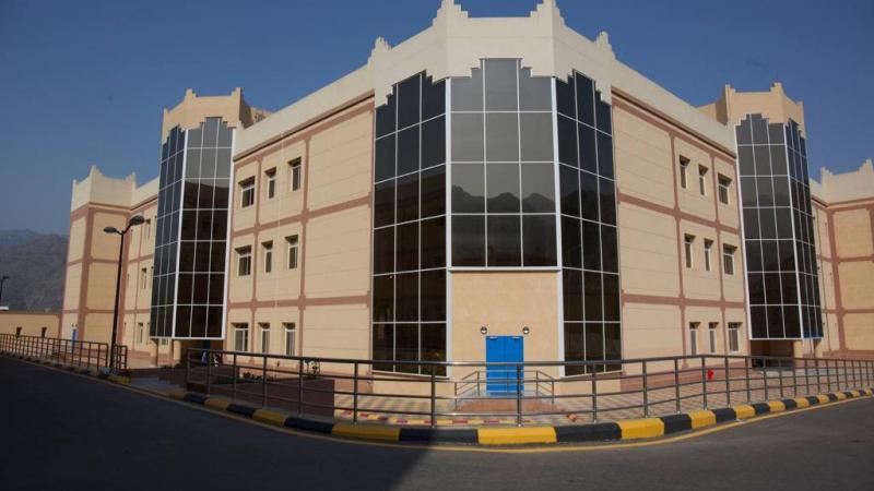 كلية رجال ألمع للبنات