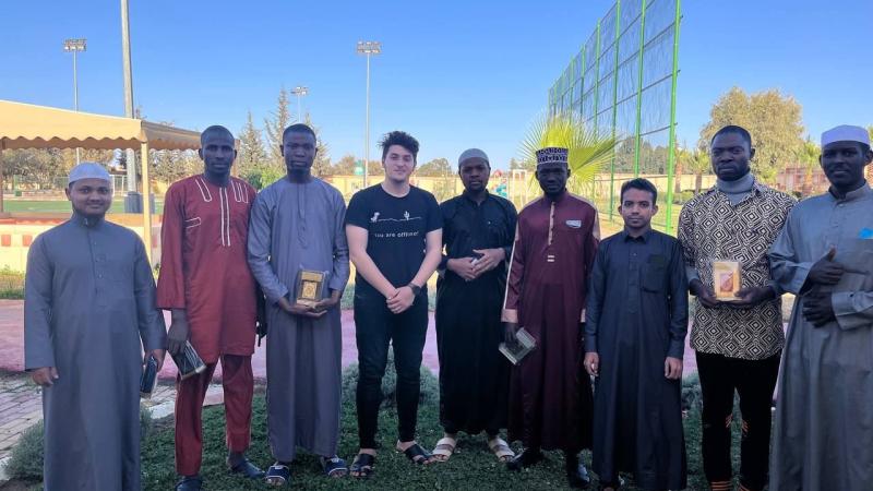 نادي المنح يكرم الفائزين في فعالية " ثقف نفسك "
