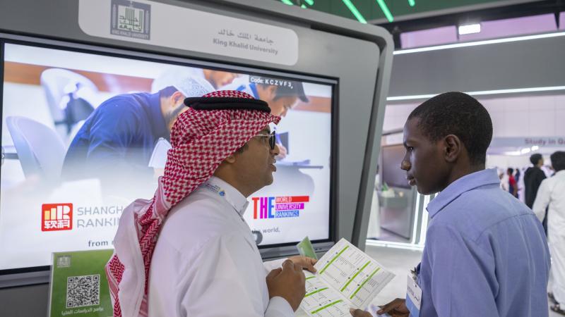 استعراض 250 برنامجًا ضمن مشاركة الجامعة في النسخة الـ 18 من المعرض الدولي للتعليم بدولة الإمارات