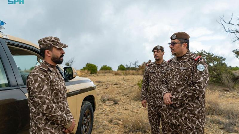 اللواء الحربي يتفقد القوة الخاصة للأمن البيئي بالسودة